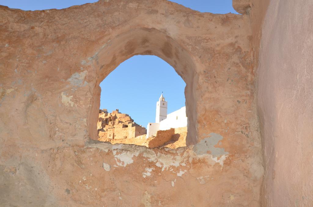 Kenza Shanīnī Exterior foto