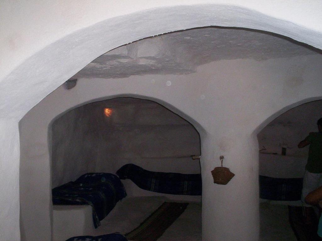 Kenza Shanīnī Quarto foto